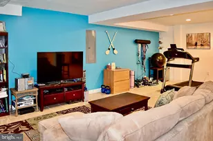 2235 Abbotsford Dr, Vienna, VA 22181 - Photo 54