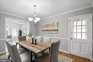 7515 Fairwood Ln, Falls Church, VA 22046 - Photo 8