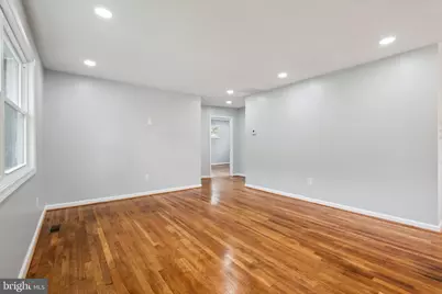 7118 Kerr Drive, Springfield, VA 22150 - Photo 4