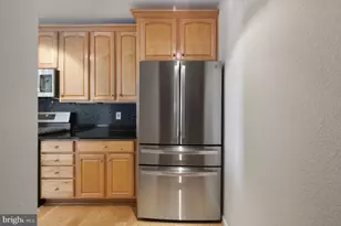 13048 Cabin Creek Rd, Herndon, VA 20171 - Photo 26