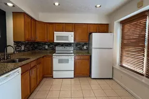 5719 Independence Cir, Alexandria, VA 22312 - Photo 2