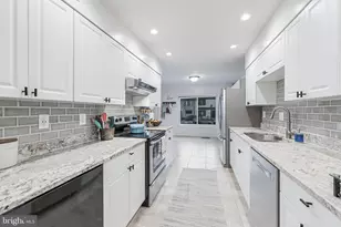 2002 Golf Course Dr, Reston, VA 20191 - Photo 18