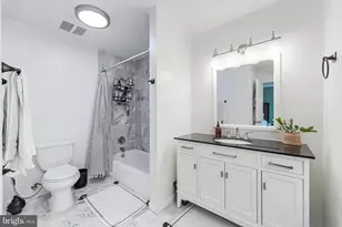 2002 Golf Course Dr, Reston, VA 20191 - Photo 32