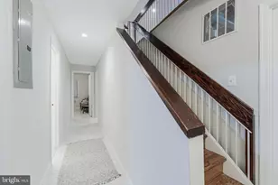 2002 Golf Course Dr, Reston, VA 20191 - Photo 34