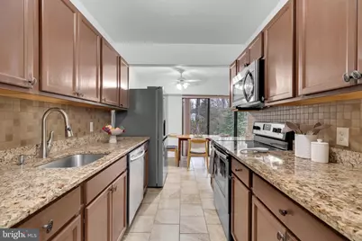 11637 Stoneview Square #2B, Reston, VA 20191 - Photo 6