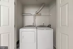 1705 Blue Flint Ct, Reston, VA 20190 - Photo 28