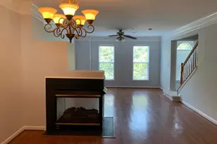 8836 Ashgrove House Ln, Vienna, VA 22182 - Photo 6