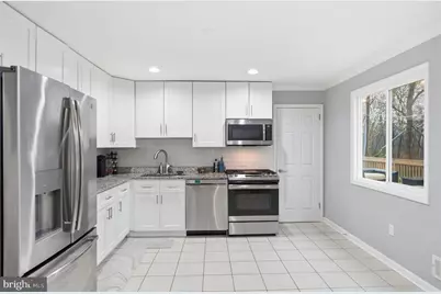 5955 Edgewood Lane, Alexandria, VA 22310 - Photo 12