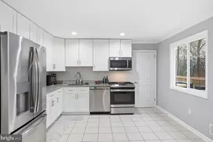 5955 Edgewood Ln, Alexandria, VA 22310 - Photo 12