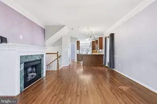 11598 Cavalier Landing Ct, Fairfax, VA 22030 - Photo 8