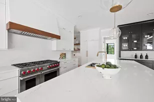 6126 Stoneham Ln, McLean, VA 22101 - Photo 14