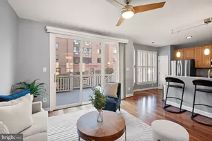 11477 Waterhaven Ct, Reston, VA 20190 - Photo 16