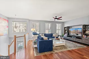 11477 Waterhaven Ct, Reston, VA 20190 - Photo 8