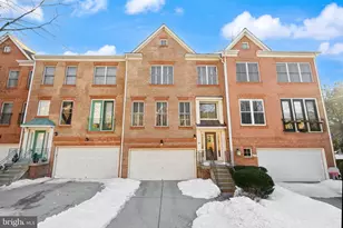 11477 Waterhaven Ct, Reston, VA 20190 - Photo 2