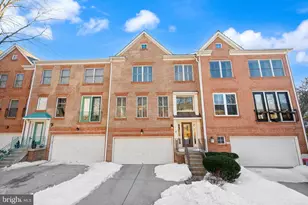 11477 Waterhaven Ct, Reston, VA 20190 - Photo 6