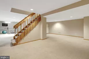 8705 Side Saddle Rd, Springfield, VA 22152 - Photo 58