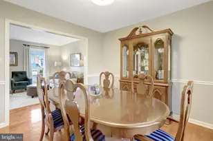8705 Side Saddle Rd, Springfield, VA 22152 - Photo 14