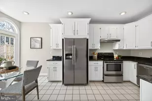 2143 Wolftrap Ct, Vienna, VA 22182 - Photo 14