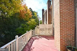 2143 Wolftrap Ct, Vienna, VA 22182 - Photo 44