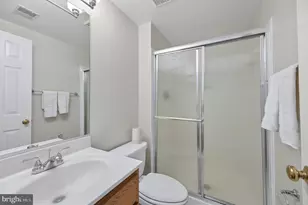 2143 Wolftrap Ct, Vienna, VA 22182 - Photo 42