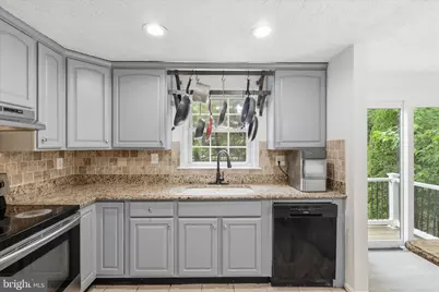 12821 Pinecrest Road, Herndon, VA 20171 - Photo 14