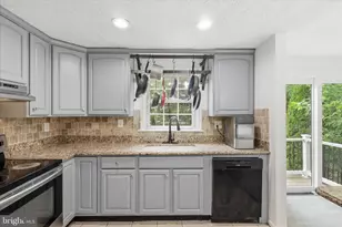 12821 Pinecrest Rd, Herndon, VA 20171 - Photo 14
