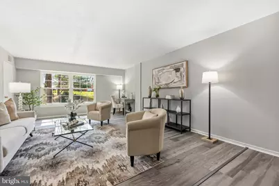 7640 Provincial Drive #213, McLean, VA 22102 - Photo 8