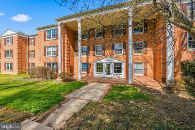 7640 Provincial Drive #213, McLean, VA 22102 - Photo 2
