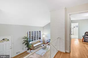 9232 Forest Haven Dr, Alexandria, VA 22309 - Photo 4