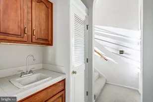 9232 Forest Haven Dr, Alexandria, VA 22309 - Photo 40