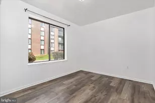 9710 Kingsbridge Dr, Fairfax, VA 22031 - Photo 6