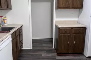 9710 Kingsbridge Dr, Fairfax, VA 22031 - Photo 4