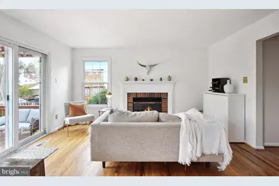 7136 Lake Cove Drive, Alexandria, VA 22315 - Photo 8