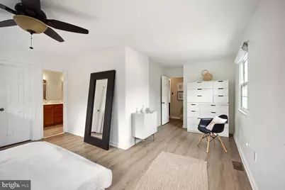 7136 Lake Cove Drive, Alexandria, VA 22315 - Photo 14