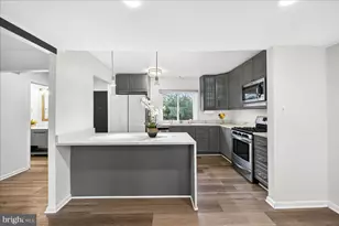 9518 Miranda Ct, Fairfax, VA 22031 - Photo 8