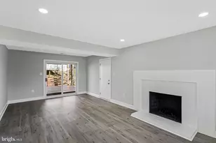 12016 Trossack Rd, Herndon, VA 20170 - Photo 16