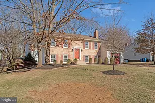 12016 Trossack Rd, Herndon, VA 20170 - Photo 28