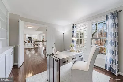 4715 Lewis Woods Court, Chantilly, VA 20151 - Photo 22