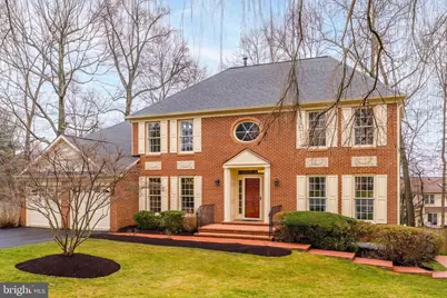 4715 Lewis Woods Court, Chantilly, VA 20151 - Photo 4