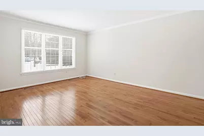 10155 Oakwood Chase Court, Oakton, VA 22124 - Photo 16