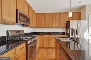 6635 Creek Point Way, Alexandria, VA 22315 - Photo 10