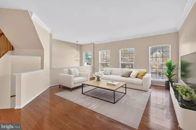 6635 Creek Point Way, Alexandria, VA 22315 - Photo 2