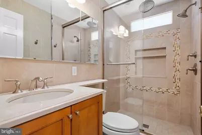 1106 Brentfield Drive, McLean, VA 22101 - Photo 18