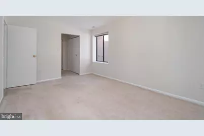 9713 Kings Crown Court #102, Fairfax, VA 22031 - Photo 16