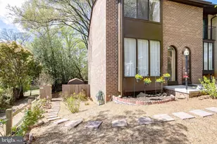 4938 Sauquoit Ln, Annandale, VA 22003 - Photo 32