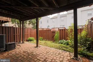 6005 Southward Way, Alexandria, VA 22315 - Photo 32