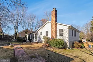 9403 Talisman Dr, Vienna, VA 22182 - Photo 6