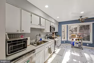 9403 Talisman Dr, Vienna, VA 22182 - Photo 16