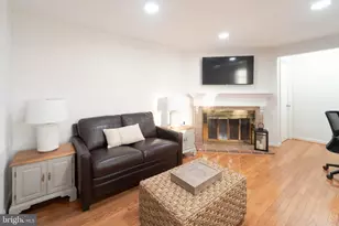 5105 Spring Rock Ct, Fairfax, VA 22032 - Photo 8