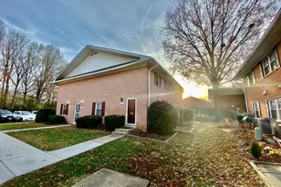 8864 Walutes Cir, Alexandria, VA 22309 - Photo 18